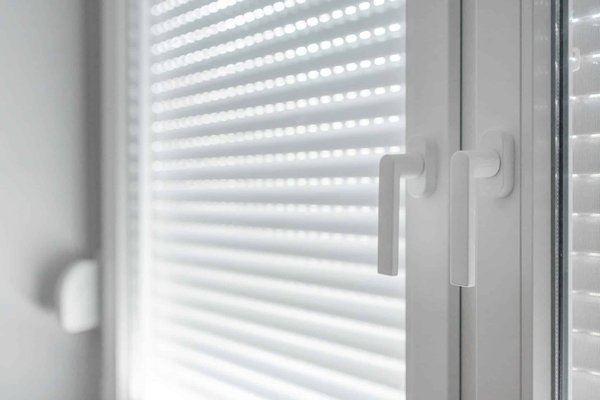 Profiter de tous les atouts d’une porte-fenêtre aluminium & PVC